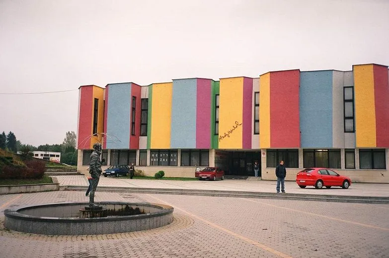 Rekonštrukcia Múzea moderného umenia Andyho Warhola v Medzilaborciach