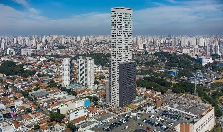 V São Paulo bola dokončená najvyššia budova v meste