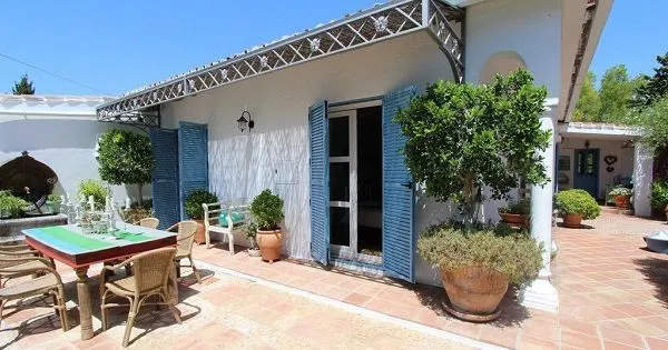 Vila v horúcej Andalúzii očarí nejedného milovníka malebných nehnuteľností