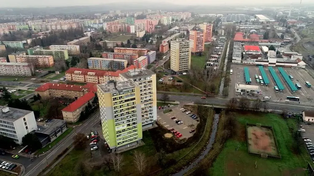 Mladí ľudia myslia na svoju budúcnosť a neváhajú priložiť ruku k dielu
