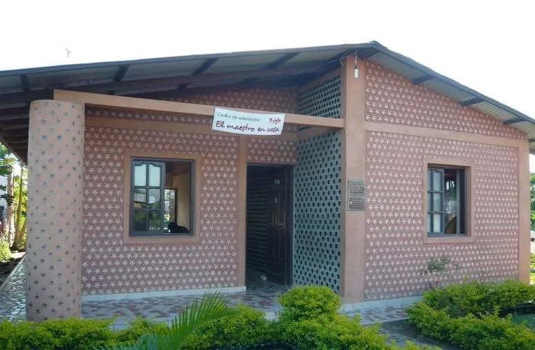 5 šikovných domčekov z recyklovaných plastov
