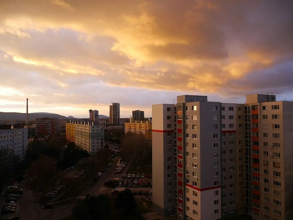 Kúpa nehnuteľnosti s realitkou, alebo bez nej?