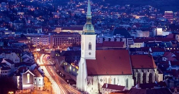 Hľadanie nového bytu v Bratislave: Podarí sa mamine s dcérou nájsť nový domov?