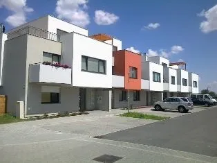 HVIEZDNE BÝVANIE V HVIEZDOSLAVOVE