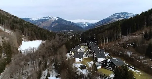 Romantika na Táloch vyráža dych! Ako z malej chalúpky urobiť rozprávkovú drevenicu?
