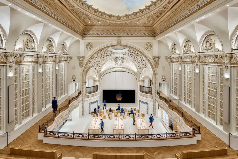 Nový Apple Store v Los Angeles zriadili v historickom kine