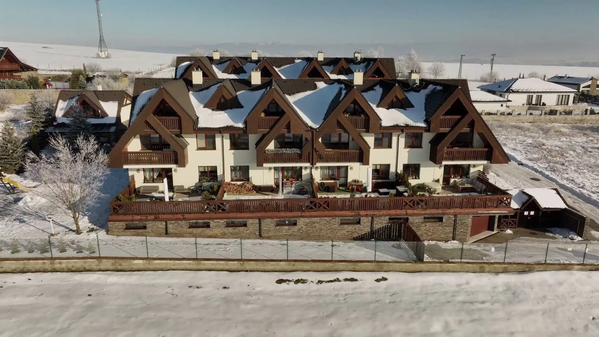 Víkendový apartmán alebo dom v Tatrách. Ponuka je bohatá, stačí mať dobrý rozpočet a môžete vyberať