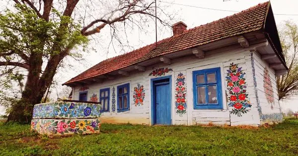 Malebná poľská dedinka ukrýva domčeky, aké nenájdete nikde vo svete