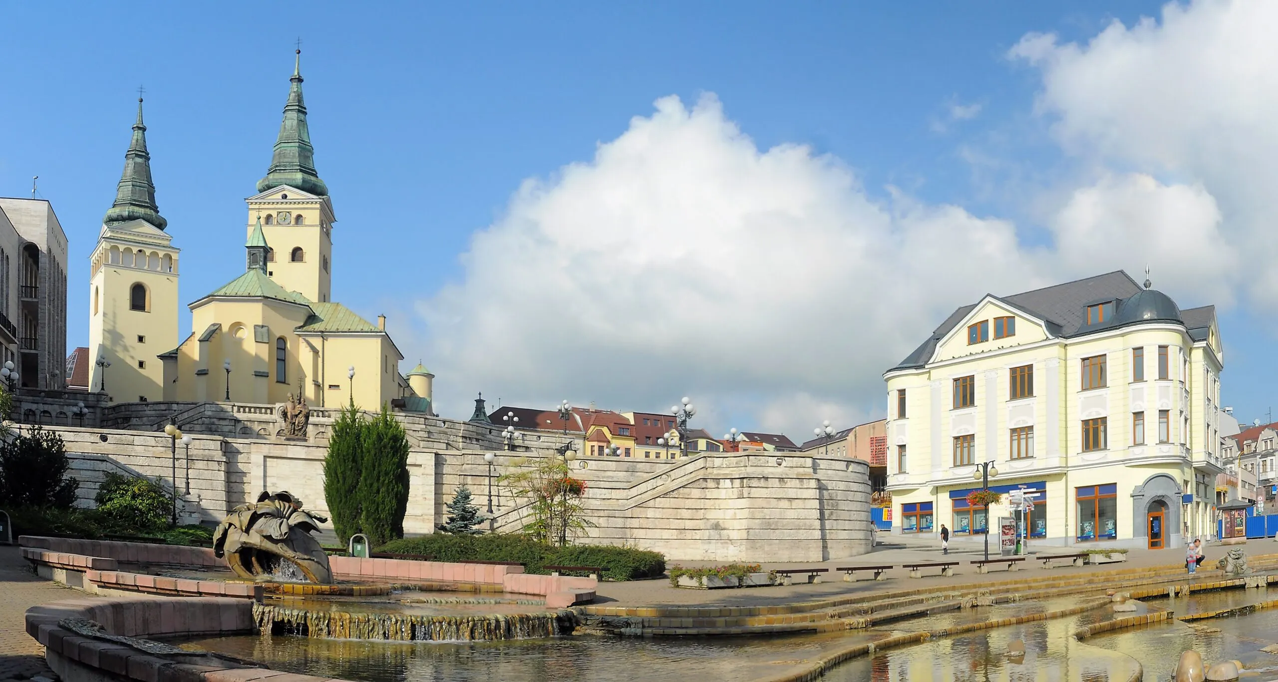 Žilinčania očakávajú viac služieb za nižšie ceny