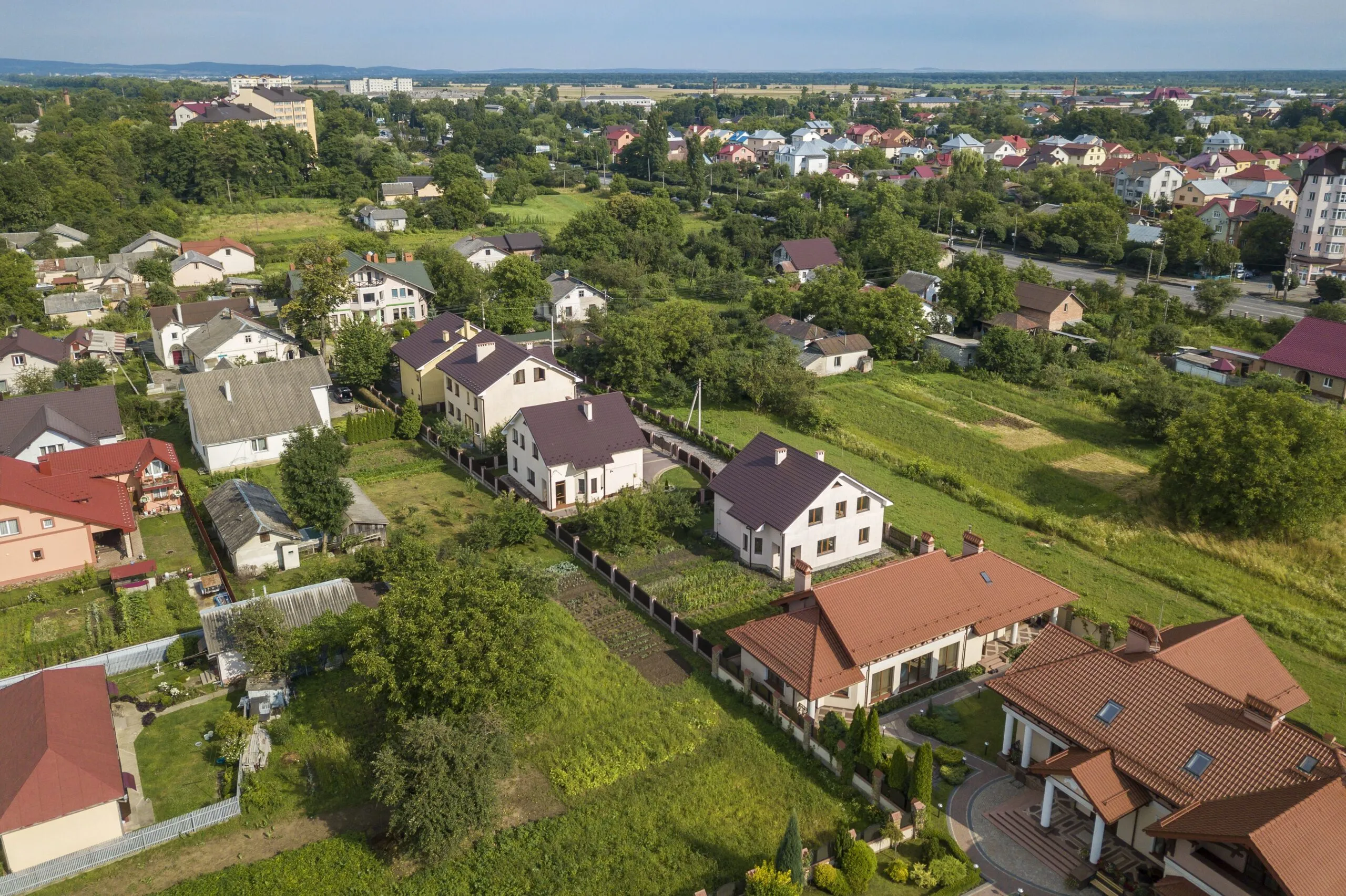 Slovensko by sa mohlo inšpirovať v Poľsku. Na tamojšom trhu prichádza k zlacňovaniu nehnuteľností