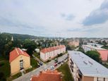 TUreality pripravuje zrekonštruovaný 2-izbový byt v centre Piešťan