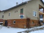 Priestranný 6-izbový rodinný dom na PREDAJ v obci Nálepkovo