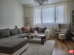 Ponúkame Vám na predaj krásny, útulný 3-izbový byt v tichej lokalite mesta Ilava