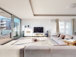 Exkluzívny kompletne zariadený 3 izbový byt s veľkou slnečnou terasou