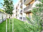 Predaj: 3 izbový byt, Dunajská Streda, Poľná cesta, 89,65 m2, 2 parkoviská, kolaudácia 2023