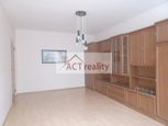 ACT Reality - veľkometrážny 3,5 izb. byt, 82 m2, 2 loggie, sídlisko Sever, Prievidza