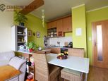 Príjemný a svetlý 2-izbový byt s vynikajúcou polohou, v tichej časti ulice Hraničná, Bratislava- Ruž