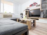 OVRUČSKÁ- Priestranný  2-izbový byt s loggiou po kompletnej rekonštrukcii