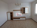 Priestranný 3 izbový byt v Petržalke