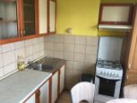 Zrekonštruovaný dva a pol izbový byt na RI v Lučenci