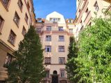DIRECTREAL|Staromestský byt s balkónom a výhľadom do dvora aj na hrad