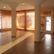 Predaj lukratívnych nebytových priestorov 201 m² v novostavbe, Banská Bystrica – Zelená ulica