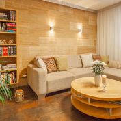 Nadštandardne zrekonštruovaný 3 izbový byt s lodžiou 70 m2, ul. Mojmírova - Prievidza