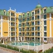 Apartmánové štúdio s výhľadom na bazén, luxusný celoročný komplex Golden Hermes, 600m od pláže, top