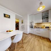 Kompletne zrekonštruovaný dvojizbový byt v Lučenci - ''zbalte kufre a bývajte''