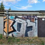 „Street Art-ova“ garáž na Terase – Popradská ul.