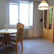 PREDAJ 3,5 -izb. byt, Súmračná ul., Ružinov, 80 m2 + loggia, 4/6 posch.