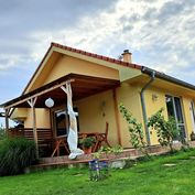 Ponúkame na predaj  4 izbový rodinný dom s príjemnou atmosférou  v Ivanke pri Dunaji.