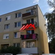 Kuchárek-real: Ponúka 3-izbový byt v Pezinku na Juhu za výbornú cenu.
