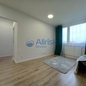 NOVO KOMPLETNE ZREKONŠTRUOVANÝ  KRÁSNY 4 izb. byt na Hálovej ulici v Petržalke