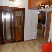 BV REAL predaj 3 izbový byt 70 m2 Prievidza Urbárska BV2010