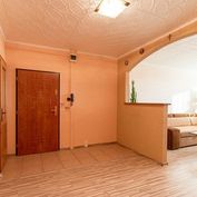 REZERVOVANÉ - Na predaj priestranný 3 izbový byt so šatníkom a výhľadom na Tatry – Poprad / Matejovc