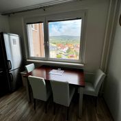 Predám 4 izbový byt v Bratislave - Rača