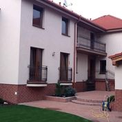 VIV Real predaj luxusného domu na floreáte v Piešťanoch
