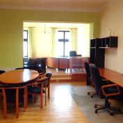 Prenájom  administratívny priestor 63 m2 Banská Bystrica centrum.