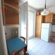 Predaj 2-izbový byt, 58 m2 vo vyhľadávanej lokalite Piešťan, Vážska ulica