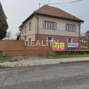 Reality18 Nitra Predaj domu v obci Kozárovce okres Levice viac účelové využitie nehnuteľnosti