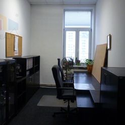 Kancelária Ilava - STRED, 25 m2,  Na prenájom