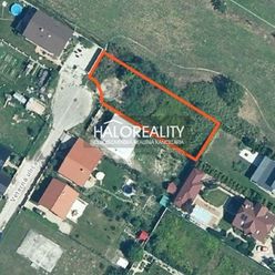 Predaj, pozemok pre rodinný dom   689m2 Hviezdoslavov, Veterná ulica - EXKLUZÍVNE HALO REALITY