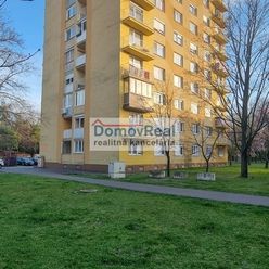 Slnečný trojizbvý byt na predaj v Dunajskej Strede