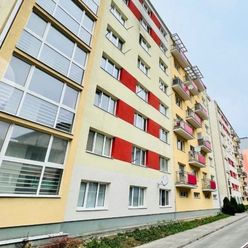 2 izbový byt, Banská Bystrica, blízko centra, komplet zariadený