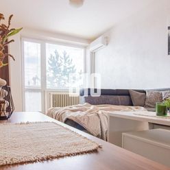 MLÁDEŽNÍCKA- Svetlý 2 - izbový byt s balkónom a vlastným kotlom v pokojnej lokalite