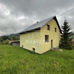 Exkluzívne, Podpivničený rodinný dom s pozemkom o celkovej výmere 600 m2 v obci Lomná, okres Námesto