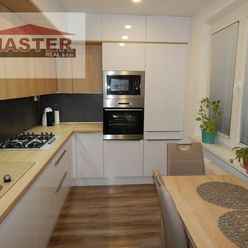 MASTER REAL- Na Predaj 3-izbový byt, 62.54 m2 s balkónom , okres Prievidza, Handlová