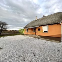 Na predaj 3i rodinný dom po modernej, kompletnej rekonštrukcii v obci Méra, Maďarsko