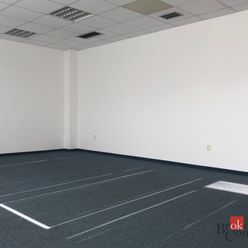 Kancelársky priestor na prenájom, 18,3 m2, Panónska cesta, Bratislava, bezproblémové parkovanie